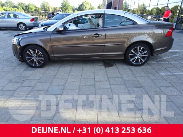 Volvo C70 2.5 T5 20V Sloopvoertuig (2013, Bruin, Grijs)