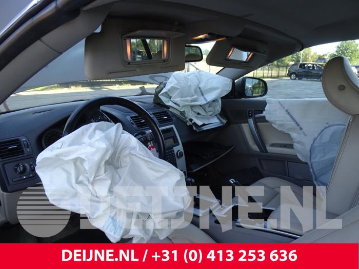 Volvo C70 2.5 T5 20V Sloopvoertuig (2013, Bruin, Grijs)