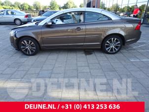 Volvo C70 06-