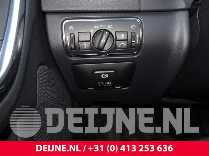 Volvo V60 I 1.6 DRIVe Sloopvoertuig (2013, Wit)