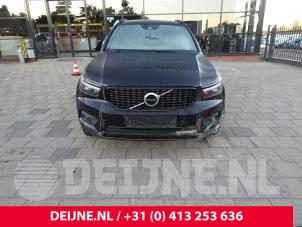 Volvo XC40 17-