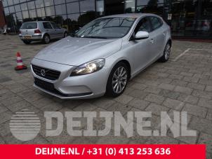 Volvo V40 12-