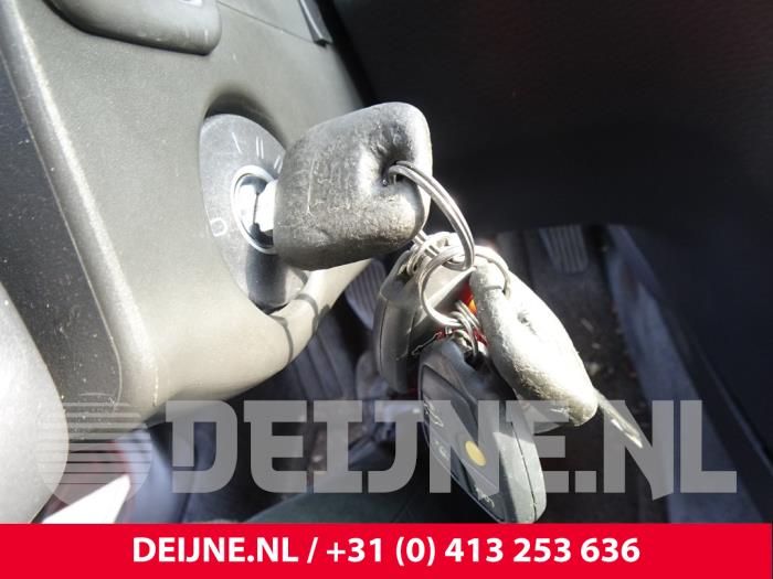 Volvo S80 2.9 SE 24V Sloopvoertuig (1999, Rood)