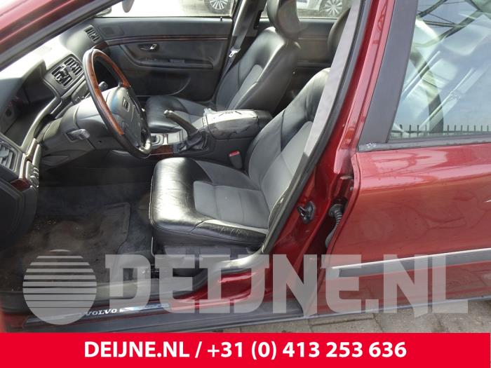 Volvo S80 2.9 SE 24V Sloopvoertuig (1999, Rood)
