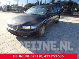 Volvo V70 01-