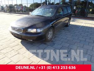 Volvo V70 01-