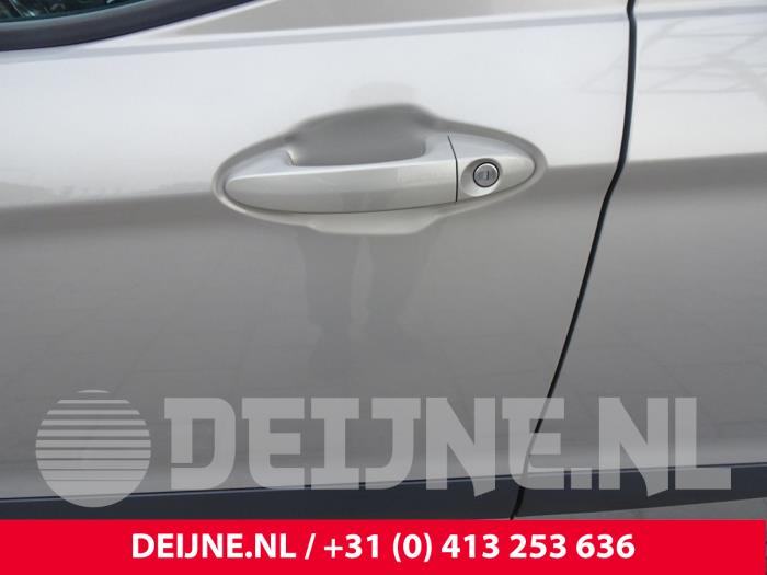 Ford Transit courier 14- Sloopvoertuig (2015, Zilvergrijs)