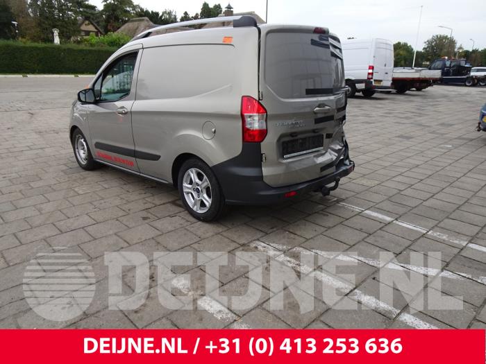 Ford Transit courier 14- Sloopvoertuig (2015, Zilvergrijs)