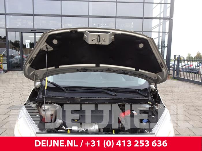 Ford Transit courier 14- Sloopvoertuig (2015, Zilvergrijs)