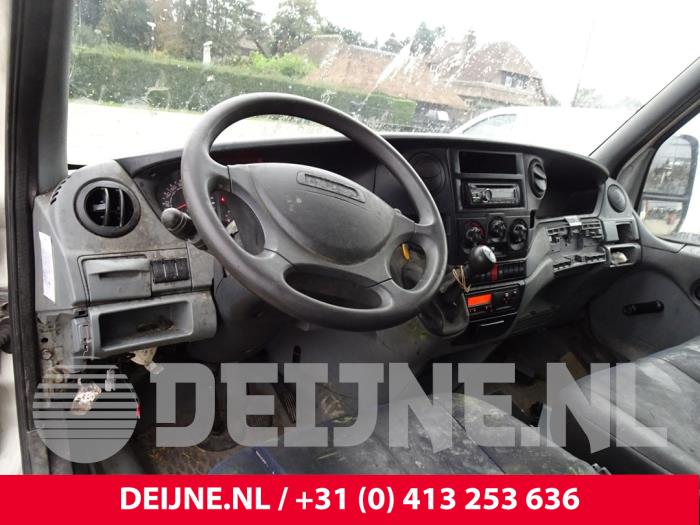 Iveco New Daily IV 40C12 Sloopvoertuig (2007, Graniet)