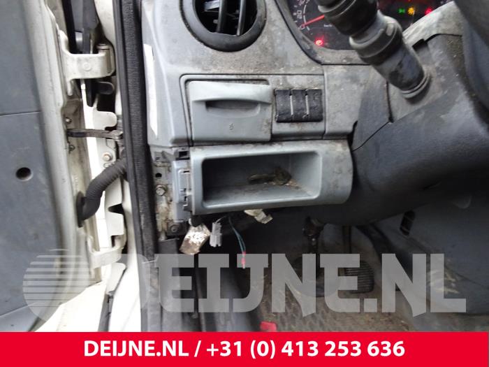 Iveco New Daily IV 40C12 Sloopvoertuig (2007, Graniet)