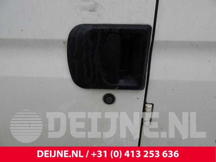 Iveco New Daily IV 40C12 Sloopvoertuig (2007, Graniet)