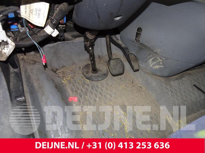 Iveco New Daily IV 40C12 Sloopvoertuig (2007, Graniet)