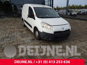 Peugeot Partner Engine management computer O210682 Donor vehicle