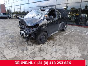 Opel Vivaro 19-