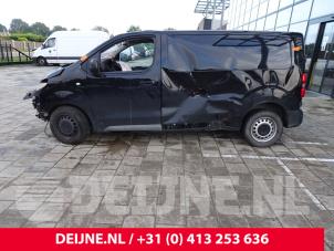 Opel Vivaro 19-