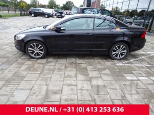 Volvo C70 06-