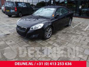 Volvo C70 06-
