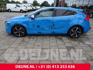 Volvo V40 12-