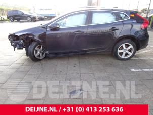 Volvo V40 12-