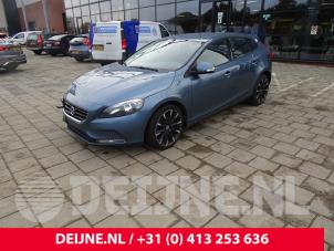 Volvo V40 12-