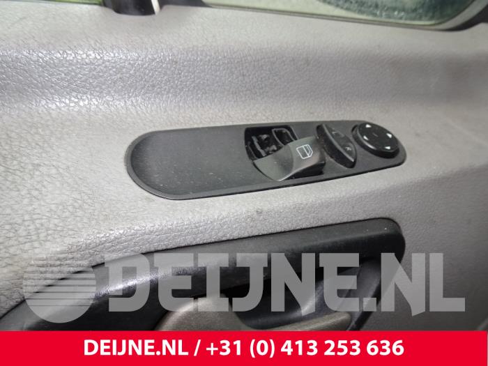Volkswagen Crafter 2.0 TDI 16V Sloopvoertuig (2012, Graniet)