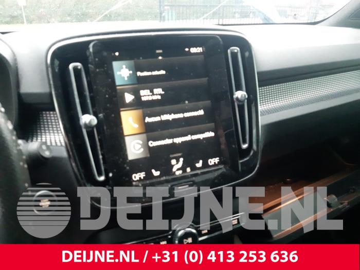 Volvo XC40 1.5 T2 12V Sloopvoertuig (2021, Blauw)