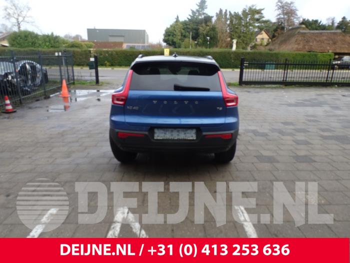 Volvo XC40 1.5 T2 12V Sloopvoertuig (2021, Blauw)