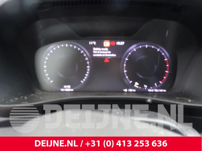 Volvo XC40 1.5 T2 12V Sloopvoertuig (2021, Blauw)