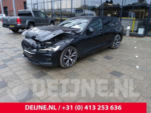 Volvo V60 19-
