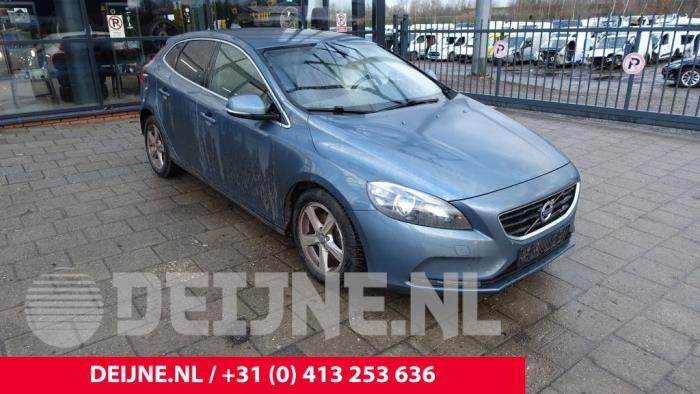 Volvo V40 Anlasser O203193 Spenderfahrzeug