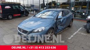 Volvo V40 12-