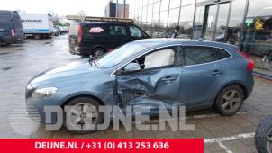 Volvo V40 12-
