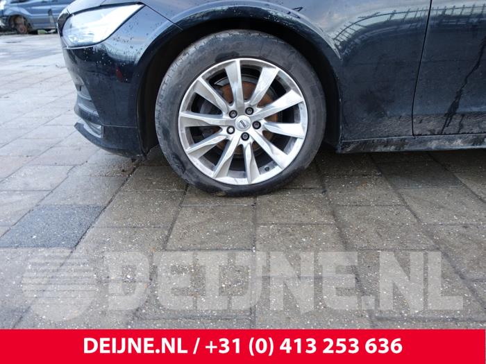 Volvo S90 II 2.0 T4 16V Sloopvoertuig (2020, Zwart)