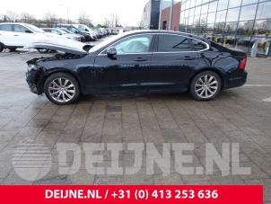 Volvo S90 17-
