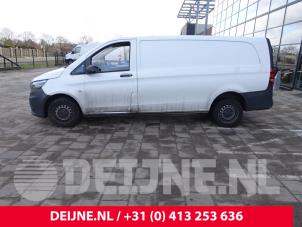 Mercedes Vito 14-