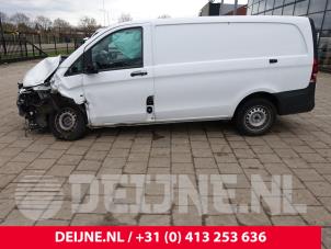 Mercedes Vito 14-