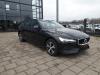 Volvo V60 II 2.0 D3 16V Sloopvoertuig (2019, Metallic, Zwart)