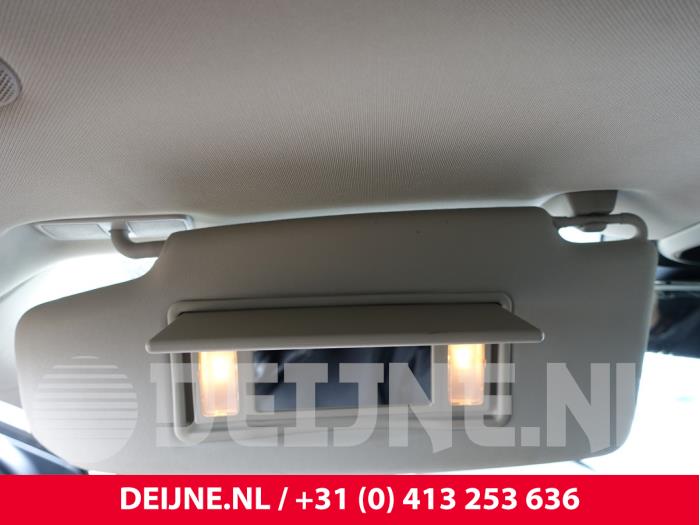 Volvo V40 1.6 D2 Sloopvoertuig (2015, Grijs)