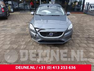 Volvo V40 12-