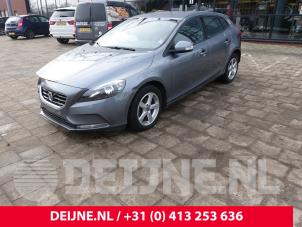 Volvo V40 12-