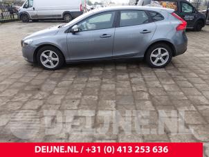 Volvo V40 12-