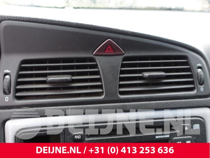 Volvo XC70 XC70 2.4 D 20V Sloopvoertuig (2005, Bruin)