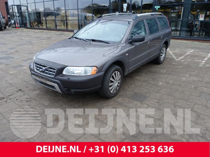 Volvo XC70 XC70 2.4 D 20V Sloopvoertuig (2005, Bruin)
