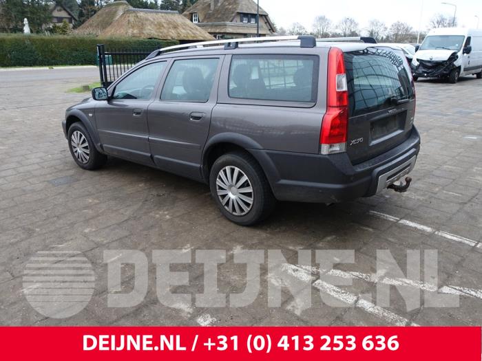 Volvo XC70 XC70 2.4 D 20V Sloopvoertuig (2005, Bruin)