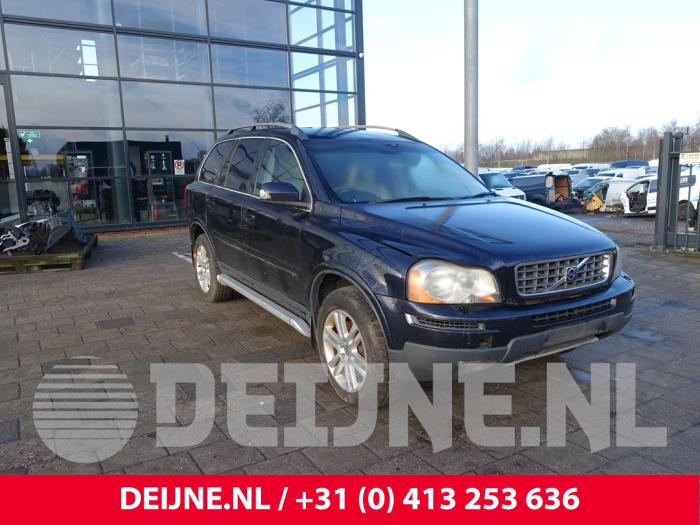 Volvo XC90 I 2.4 D5 20V Sloopvoertuig (2006, Donker, Blauw)