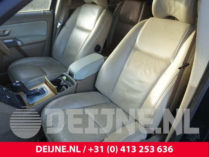 Volvo XC90 I 2.4 D5 20V Sloopvoertuig (2006, Donker, Blauw)