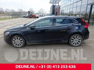 Volvo V40 12-