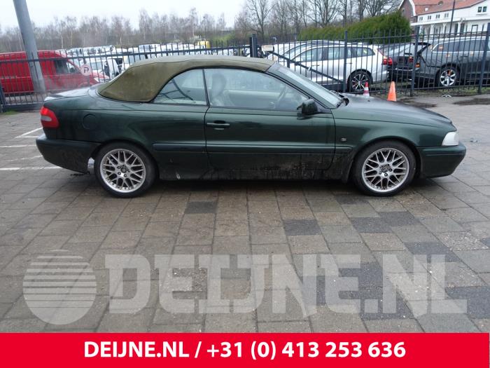 Volvo C70 2.0 T 20V Sloopvoertuig (2000, Groen)