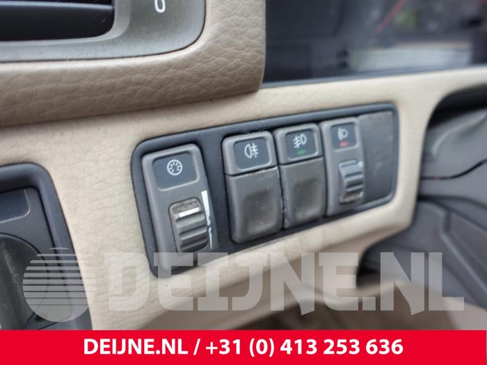 Volvo C70 2.0 T 20V Sloopvoertuig (2000, Groen)